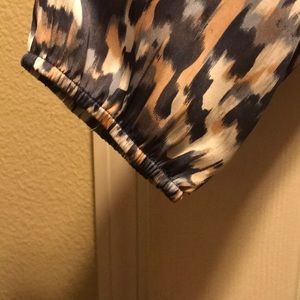 Pearl Shinny Fabric Floral Pattern Front Tie Blouse